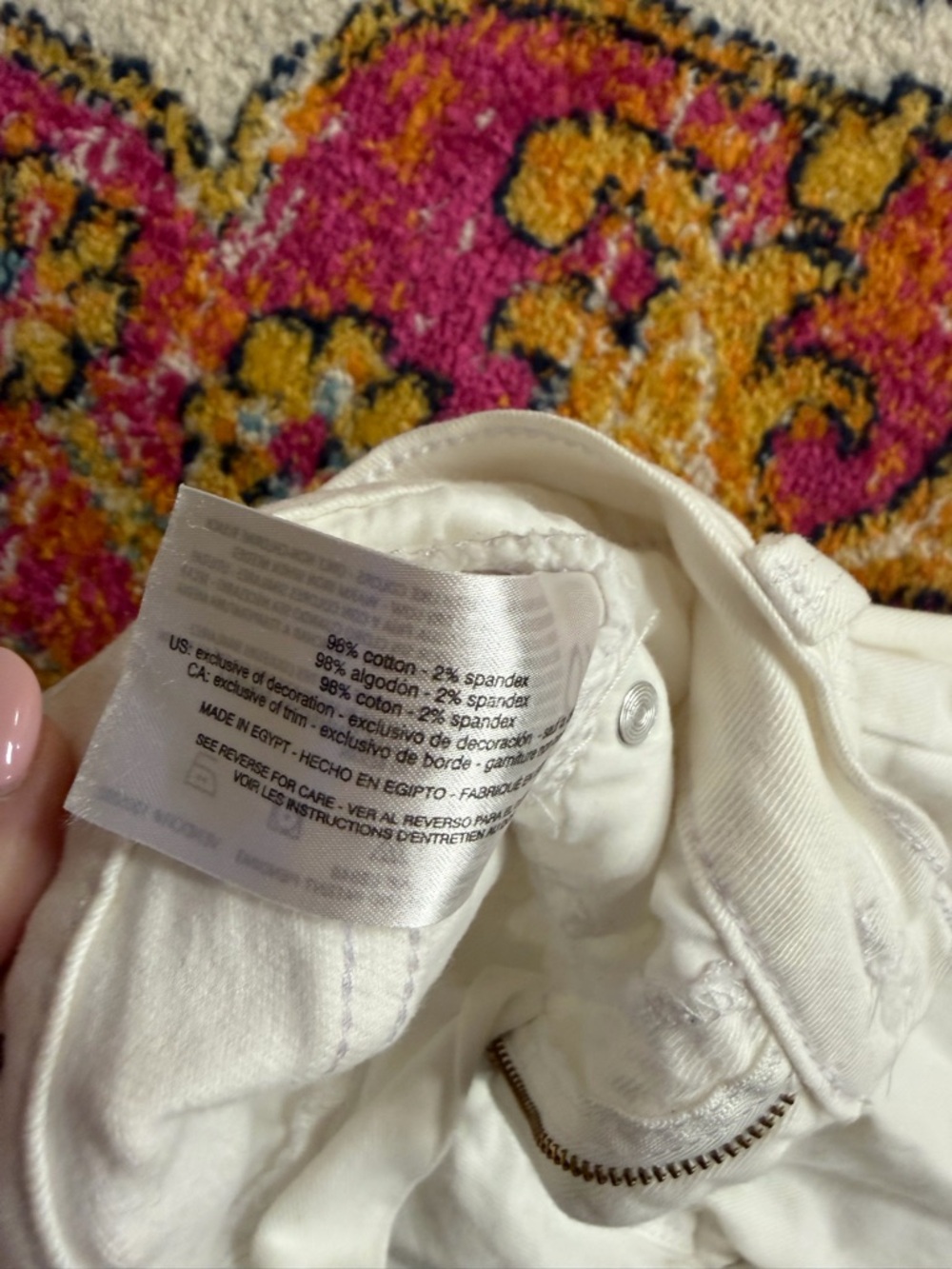 Gloria Vanderbilt white jeans - Picture 3 of 5